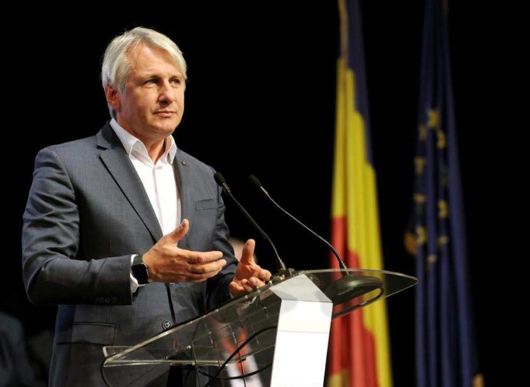 Victor Ponta, candidat la Președinția României, promite after-school pentru copiii românilor din UE, cu sprijinul lui Eugen Teodorovici